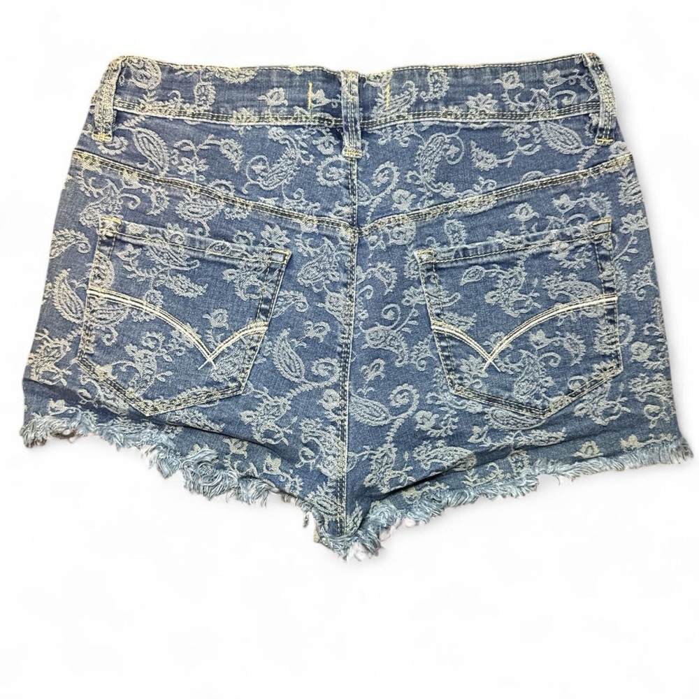 Bullhead Denim Co. PACSUN VTG 2010s High-Rise Paisley Denim Fray Shorts — Size 8 - Picture 3 of 4